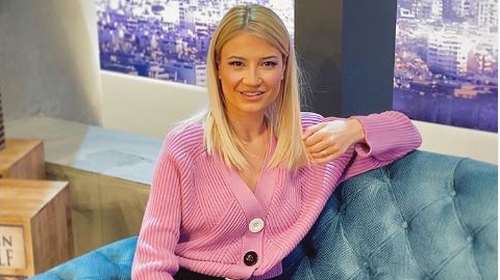 5 κομμάτια κλειδιά που επιλέγουν οι Ελληνίδες παρουσιάστριες στα home looks τους