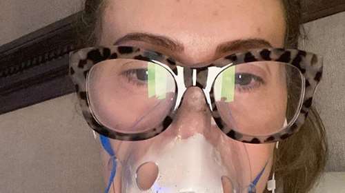 Αλίσα Μιλάνο: Περιγράφει τη συγκλονιστική μάχη με τον κορονοϊό - Εχει συμπτώματα, μετά από 4 μήνες