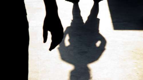 Πάτρα: Πώς ανήλικοι ξυλοκόπησαν 15χρονο και τον άφησαν αιμόφυρτο στον δρόμο- Συγκλονίζει η μητέρα του