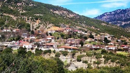 Σε σκληρό lockdown η Δαφνούλα Ευρυτανίας από αύριο και για μία εβδομάδα