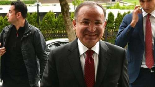 Η Άγκυρα καλεί τη Στοκχόλμη να εκδώσει "τρομοκράτες" εάν θέλει να ενταχθεί στο ΝΑΤΟ