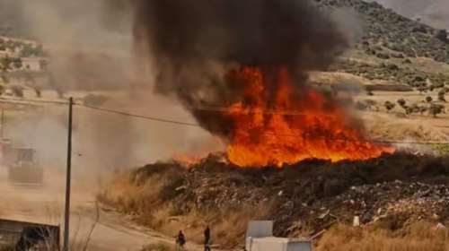 Συναγερμός μετά από φωτιά στο Μαρκόπουλο – Μήνυμα 112 &quot;κλείστε πόρτες και παράθυρα&quot;
