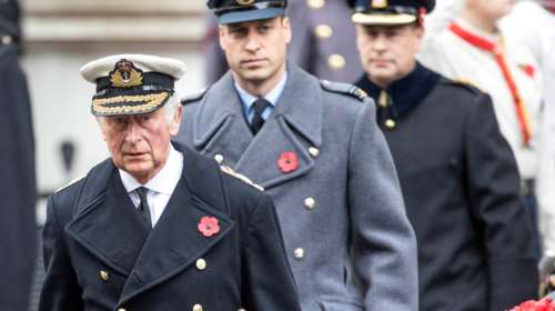 Ο βασιλιάς... είναι γυμνός: Ολα τα σκάνδαλα του Καρόλου - Από το διαζύγιο με τη Νταϊάνα έως τις δωροδοκίες