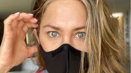 Τζένιφερ Άνιστον: Σταματήστε να γκρινιάζετε - Φορέστε αυτή τη γ@@@@νη μάσκα