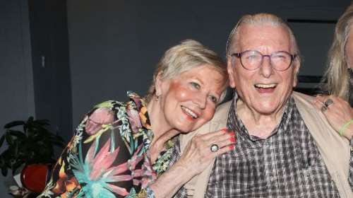 Κώστας Βουτσάς - Ερρικα Μπρόγιερ: Σπάνιο κλικ από τον γάμο τους το 1965 - Πώς είχαν γνωριστεί