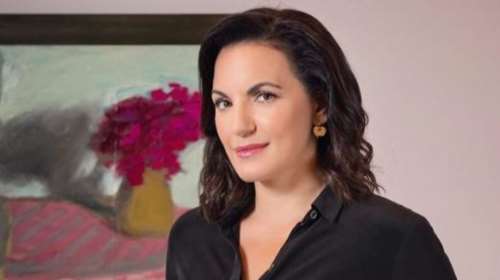 Γενέθλια για την Όλγα Κεφαλογιάννη με... φραουλένια τούρτα - Τα πόσα έκλεισε η βουλευτής της ΝΔ Εικόνα)