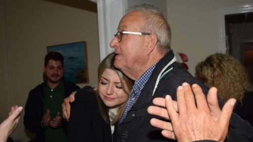 &quot;Αισθάνομαι πολύ μόνη πατέρα, δεν έπρεπε να φύγεις&quot;: Η συγκινητική ανάρτηση της κόρης του Λεωνίδα Γρηγοράκου