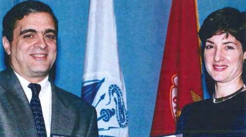 ΗΠΑ: Διαβόητη διπλή κατάσκοπος απελευθερώθηκε μετά από 20 χρόνια στην φυλακή - Έδινε πληροφορίες στο καθεστώς Κάστρο