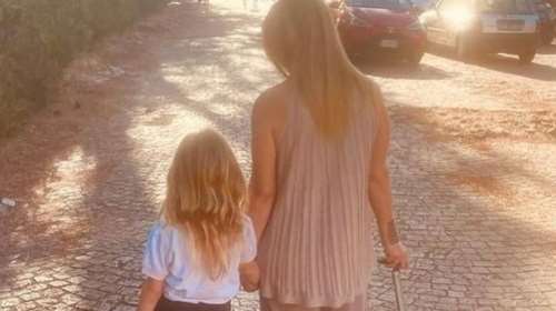 Το χειρόγραφο μήνυμα της κόρης της Μελόνι για τη νίκη της - "Μανούλα, είμαι ευτυχισμένη που κέρδισες"