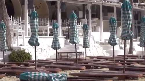 Κορονοϊός - Μύκονος: Αδειασαν Nammos και Scorpios μετά το λουκέτο - Μαζεύτηκαν ξαπλώστρες και ομπρέλες [βίντεο]