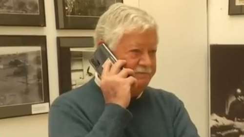 Πολυτεχνείο -Αριστοτέλης Σαρρηκώστας: Ο φωτογράφος που κατέγραψε την εισβολή του τανκς αφηγείται καρέ καρέ όσα έζησε