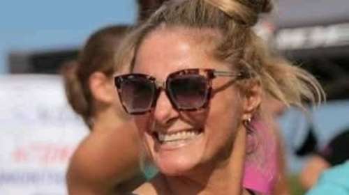 Η 53χρονη Θεσσαλονικιά μητέρα που βουτά σε παγωμένα νερά και ετοιμάζεται για τον διάπλου της Μάγχης