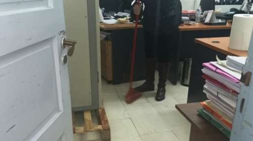 Κακοκαιρία - Βόλος: Πλημμύρισε το Ειρηνοδικείο - Διακοπές ρεύματος σε πολλές περιοχές [εικόνες]