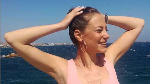 Αλεξάνδρα Ούστα: H πρώην σύντροφος του Σάκη Μπουλά γέννησε το πρώτο της παιδί την ημέρα του θανάτου του