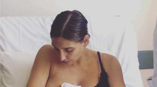 Φωτεινή Αθερίδου: Η φωτογραφία που θηλάζει και το μήνυμά της