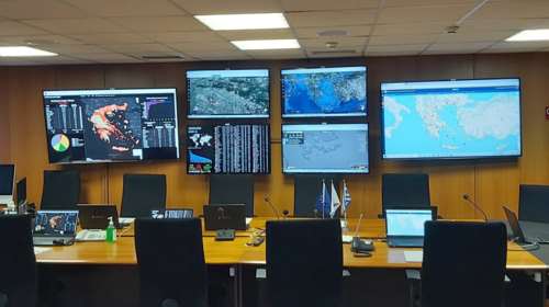 Πώς το &quot;ηλεκτρονικό… εμβόλιο&quot; της αστυνομίας βοήθησε στον περιορισμό του κορονοϊού