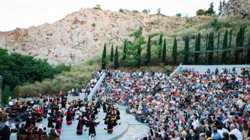 Χορευτική παράσταση- "Να ’μαστε πάλι εδώ ξανά… τίποτα δε χάθηκε" στο θέατρο Αττικού Άλσους "Κατίνα Παξινού"