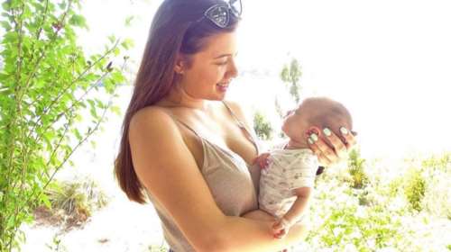 Γλυκά Νερά: &quot;Έχασα το παιδί μου, χαριστική βολή να χάσω και το εγγόνι μου&quot; - Συγκλονίζει η μητέρα της Καρολάιν