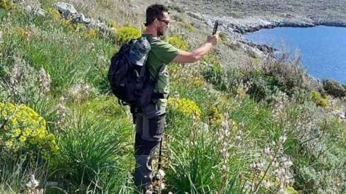 Ηλιούπολη: &quot;Τον είχα δει στη μηχανή με πολλές μαθήτριες&quot;, λέει εξοργισμένος ο προπονητής Χιωτάκης για τον 44χρονο