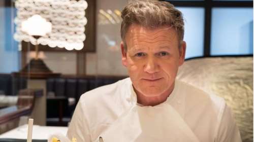 Ο Γκόρντον Ράμσεϊ γαμπρός με λαμέ κοστούμι και γραβάτα - Η σπάνια φωτογραφία