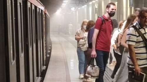 Καπνοί στο Μετρό: Κανονικά τα δρομολόγια από και προς το αεροδρόμιο - Αποκαταστάθηκε η βλάβη