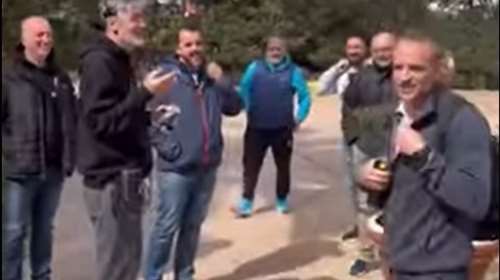 &quot;Χαβαλές&quot; Λιάγκα για τη φάρσα με το τηλεφώνημα για βόμβα στον ΑΝΤ1: &quot;Είμαστε εδώ έξω για να μη μας πάρουν τα σκάγια&quot;