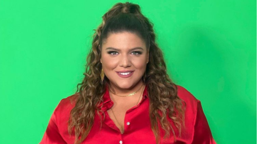 Η Δανάη Μπάρκα ποζάρει όπως δεν την έχουμε ξαναδεί και στέλνει ένα μήνυμα - γροθιά κατά του body shaming