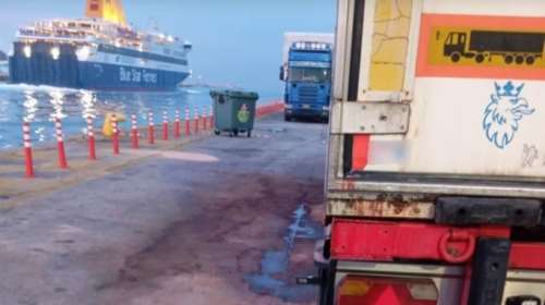 Θα έριχναν στην αγορά 20 τόνους σάπιου κρέατος - Εντοπίστηκαν σε φορτηγό στο λιμάνι του Πειραιά