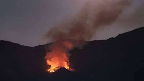 Φωτιά στη Θάσο: Κοντά στις κατασκηνώσεις της Ποταμιάς το μέτωπο [εικόνες-βίντεο]