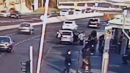 Ιερουσαλήμ: Σοκαριστική επίθεση ενόπλων σε στάση λεωφορείου - Τρεις νεκροί και 6 τραυματίες [εικόνες - βίντεο]