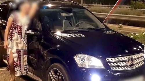 H σύζυγος του αστυνομικού της Βουλής: &quot;Δεν μπορούσα να πάω πουθενά για βοήθεια, είχε παντού άκρες&quot; - Τι λέει για τον γιο της