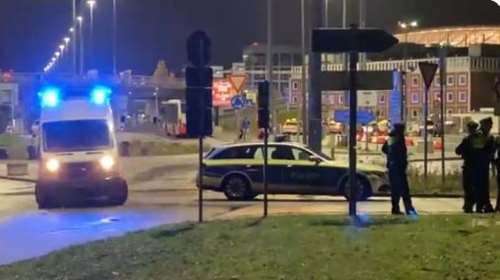 Συναγερμός στο αεροδρόμιο του Αμβούργου: Ένοπλος έσπασε την πύλη με το ΙΧ του - Διακόπηκαν οι πτήσεις