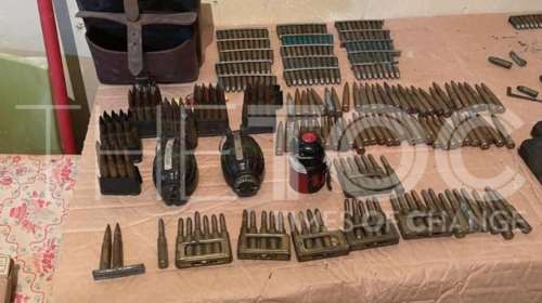 Κολωνάκι: Αυτά είναι τα όπλα που βρέθηκαν ξεχασμένα σε διαμέρισμα - Ανήκουν στον πρωθυπουργό Τσουδερό; [εικόνες]