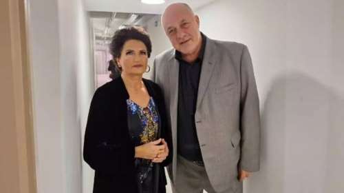 Μπέττυ Μαγγίρα για τη φωτογραφία Πρωτοψάλτη - Μπέου: &quot;Ωπ, τι έγινε εδώ;&quot;