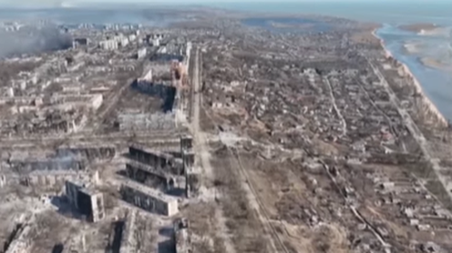 Συγκλονιστικό βίντεο drone: Δείτε πώς κατέστρεψαν ολοκληρωτικά τη Μαριούπολη οι βομβαρδισμοί των Ρώσων