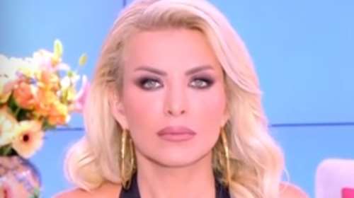 Το αποκαλυπτικό &quot;ατύχημα&quot; της Κατερίνας Καινούργιου on air: &quot;Ντρέπομαι πάρα πολύ. Το είδαν όλοι δυστυχώς&quot;