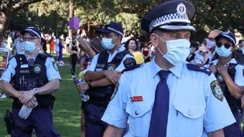 Σοκ στην Αυστραλία: Αγριος ομαδικός βιασμός δύο 15χρονων κοριτσιών σε πάρκο