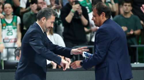 Ο Λούκα Μπάνκι απάντησε με ειρωνεία στον Εργκίν Αταμάν: &quot;Έπρεπε να έχω πει στον Παναθηναϊκό ότι πήγα να δω την ΑΕΚ&quot;