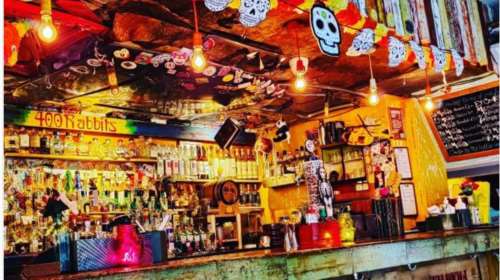 Βρήκαν τη λύση! Μπαρ στη Βρετανία κάνει αίτηση για να γίνει... εκκλησία ώστε να παραμείνει ανοιχτό