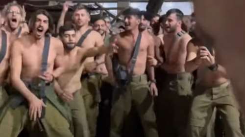 Σάλος στον ισραηλινό στρατό: Ξεσαλωμένοι στρατιώτες έγδυσαν τραγουδιστή που πήγε με... μπουλντόζα - Τον άφησαν με το εσώρουχο
