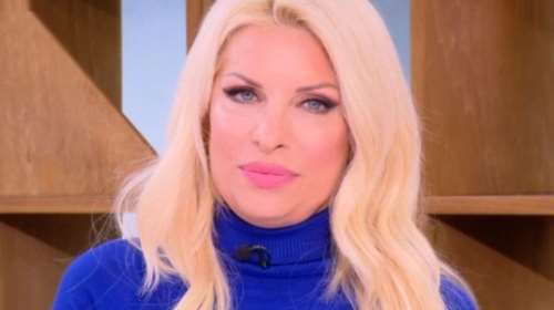 Η Ελένη Μενεγάκη στηρίζει δημόσια τη Φαίη Σκορδά: "Μπαίνω στη θέση της και δυσκολεύομαι πάρα πολύ"