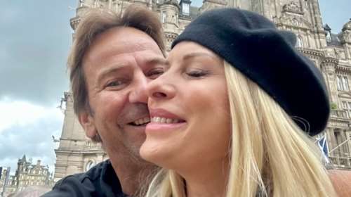 Ελένη Μενεγάκη - Μάκης Παντζόπουλος: Ποζάρουν χαμογελαστοί και αγκαλιασμένοι - &quot;Ευτυχία είναι...&quot;