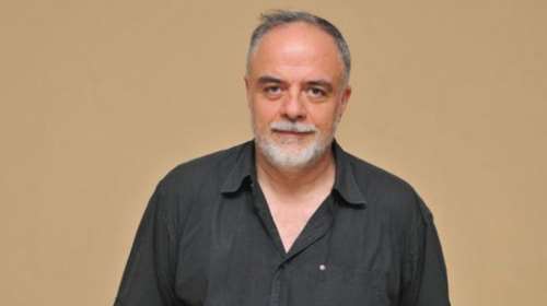 Ο σκηνοθέτης Θωμάς Μοσχόπουλος στο TheTOC: Ποιος θα έρθει στο θέατρο όταν ακούμε για β&#39; κύμα κορονοϊού το φθινόπωρο;