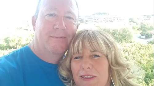 Τα ζευγάρι των Βρετανών που κατηγορούνται ότι δεν πλήρωναν στις ταβέρνες της Κρήτης, περνά στην αντεπίθεση: Ειναι ψέματα