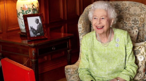 Βασίλισσα Ελισάβετ: Επιστρέφει στα καθήκοντά της - Πότε θα γίνει η τελετή στη μνήμη του πρίγκιπα Φιλίππου