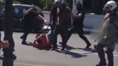 Στο μικροσκόπιο των αρχών το βίντεο με τον ξυλοδαρμό του 26χρονου στον Βόλο [βίντεο]