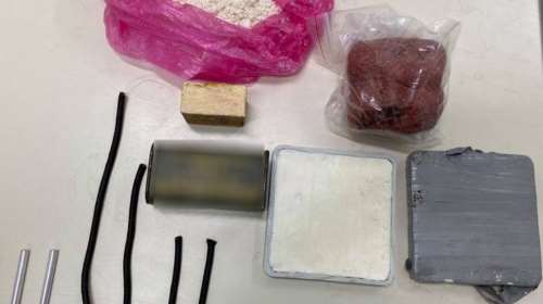 Συλλήψεις στην Κέρκυρα: Μετέφεραν Ρουμάνους και εκρηκτικά που χρησιμοποιούνται για ανατινάξεις ΑΤΜ με φουσκώτο