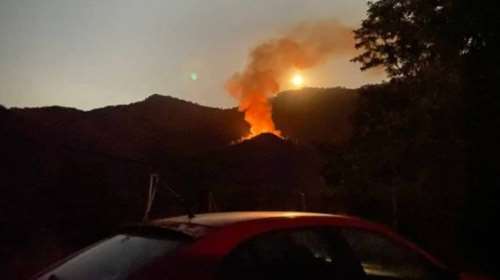 Σε ύφεση η φωτιά στη Θάσο, ανακριτικό κλιμάκιο στο νησί - Η εικόνα στη Μεσσηνία - 61 πυρκαγιές το τελευταίο 24ωρο