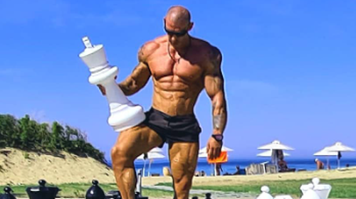 Ανατροπή με τον Γιώργο Παπαναούμ; &quot;Με απειλούσε ότι θα με καταστρέψει&quot; λέει η γυναίκα-αράχνη - Οι ροζ φωτογραφίες