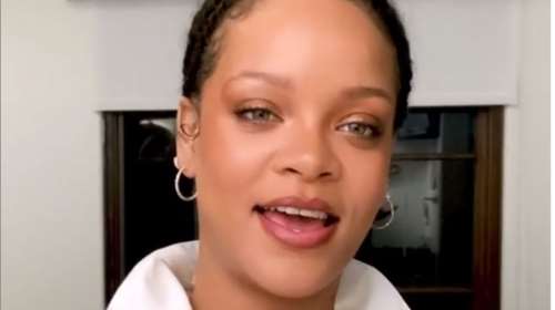 Go to Bed with Me: Η Rihanna αποκαλύπτει τη skincare ρουτίνα της